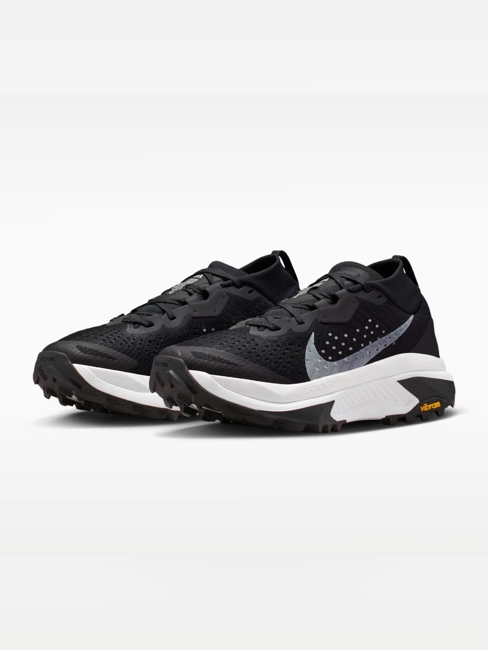 NWT NIKE ACG Zegama Trail W10 (black/white)